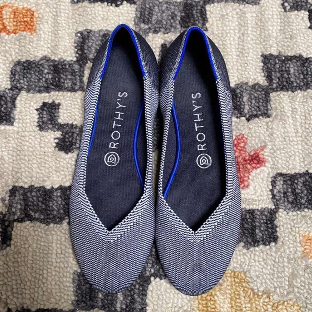 Rothy’s wisteria charcoal flats
